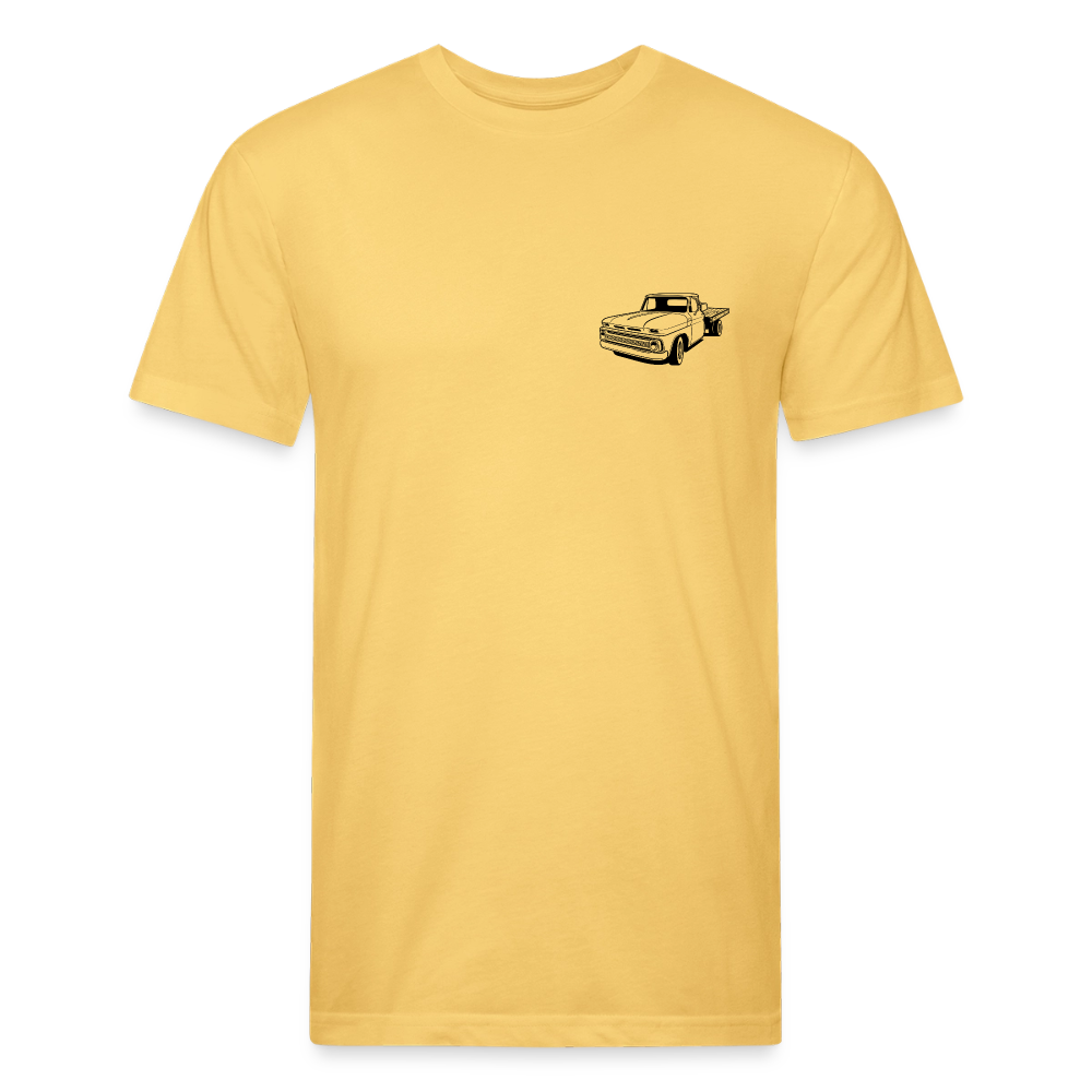 OLD BETSY Fitted Tee - pastel yellow