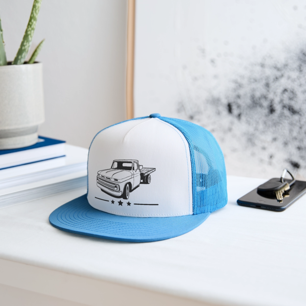 OLD BETSY Trucker Hat - white/blue